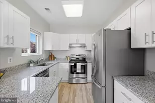 1907 Villaridge Dr, Reston, VA 20191 - Photo 5