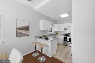 1907 Villaridge Dr, Reston, VA 20191 - Photo 3