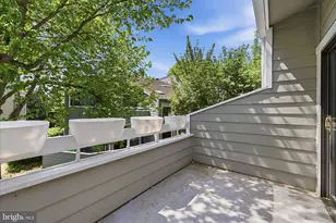 1907 Villaridge Dr, Reston, VA 20191 - Photo 27