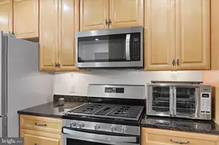 2510 Swift Run St, Vienna, VA 22180 - Photo 13