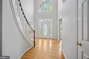 4752 Holly Ave, Fairfax, VA 22030 - Photo 9