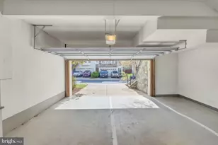 2110 Capstone Cir, Herndon, VA 20170 - Photo 61