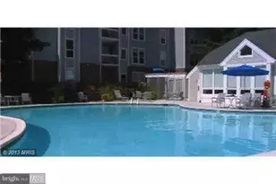 3178 Summit Square Dr, Oakton, VA 22124 - Photo 3