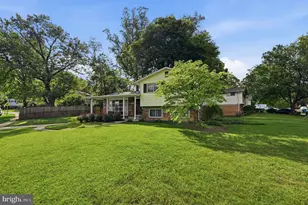4512 Medford Dr, Annandale, VA 22003 - Photo 3