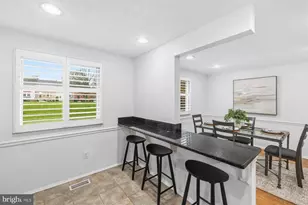 6102 Gardenia Ct, Alexandria, VA 22310 - Photo 11