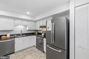 6102 Gardenia Ct, Alexandria, VA 22310 - Photo 13