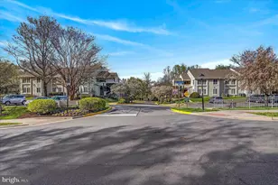 10340 Luria Commons Ct, Burke, VA 22015 - Photo 17