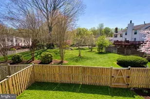 9129 Blarney Stone Dr, Springfield, VA 22152 - Photo 3