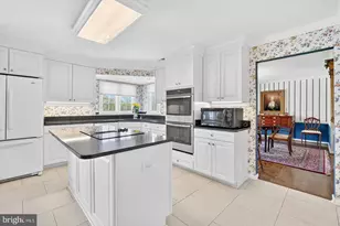 2825 Berryland Dr, Oakton, VA 22124 - Photo 13