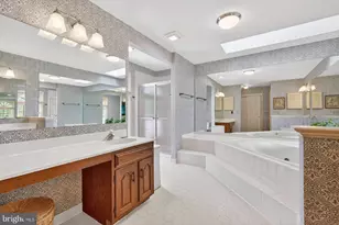 2825 Berryland Dr, Oakton, VA 22124 - Photo 35