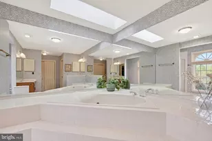 2825 Berryland Dr, Oakton, VA 22124 - Photo 37