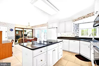 2825 Berryland Drive, Oakton, VA 22124 - Photo 11