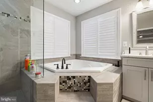 3943 Highland Oaks Dr, Fairfax, VA 22033 - Photo 19