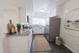 7763 New Providence Dr, Falls Church, VA 22042 - Photo 3