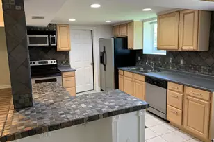 1403 Skyhaven Ct, Herndon, VA 20170 - Photo 5