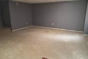 7416 Erska Woods Court, Springfield, VA 22153 - Photo 3