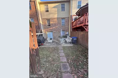 7416 Erska Woods Court, Springfield, VA 22153 - Photo 15