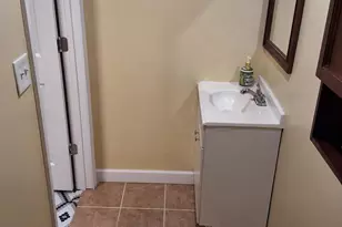 7416 Erska Woods Court, Springfield, VA 22153 - Photo 9