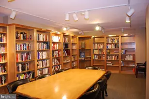1800 Old Meadow Rd, McLean, VA 22102 - Photo 35