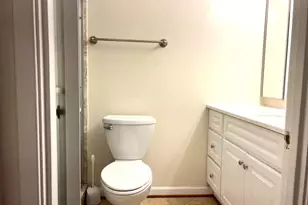 8370 Greensboro Dr, McLean, VA 22102 - Photo 19