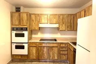 8370 Greensboro Dr, McLean, VA 22102 - Photo 9