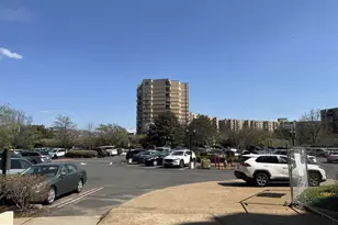 8370 Greensboro Dr, McLean, VA 22102 - Photo 21