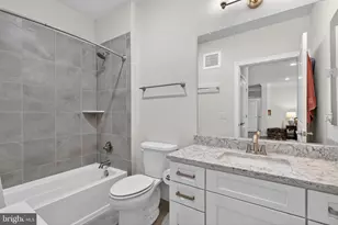 6101 Fairview Farm Dr, Alexandria, VA 22315 - Photo 19