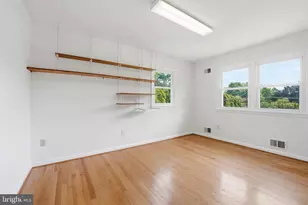 12106 Ruffin Dr, Fairfax, VA 22030 - Photo 19