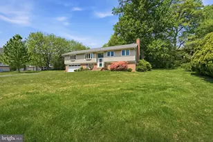 12106 Ruffin Dr, Fairfax, VA 22030 - Photo 3