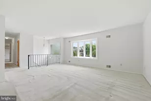 12106 Ruffin Dr, Fairfax, VA 22030 - Photo 5