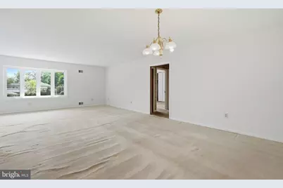 12106 Ruffin Drive, Fairfax, VA 22030 - Photo 7