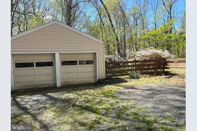 4112 Elizabeth Lane, Fairfax, VA 22032 - Photo 3