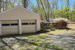 4112 Elizabeth Ln, Fairfax, VA 22032 - Photo 3