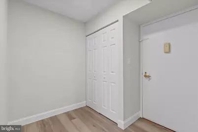 3800 Powell Lane #905, Falls Church, VA 22041 - Photo 5