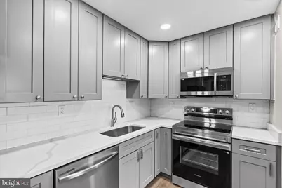 3800 Powell Lane #905, Falls Church, VA 22041 - Photo 9