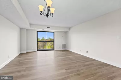 3800 Powell Lane #905, Falls Church, VA 22041 - Photo 3