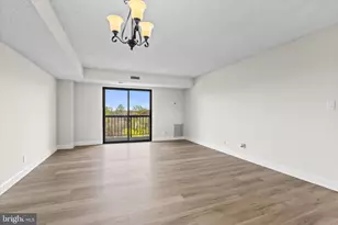 3800 Powell Ln, Falls Church, VA 22041 - Photo 3