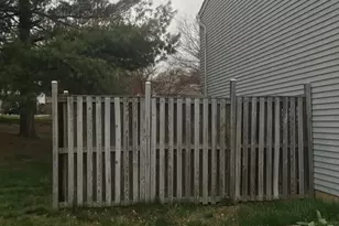 8320 Brookvale Ct, Springfield, VA 22153 - Photo 3