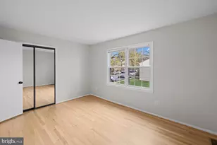 8640 Dellway Ln, Vienna, VA 22180 - Photo 19