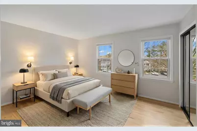 8640 Dellway Lane, Vienna, VA 22180 - Photo 13