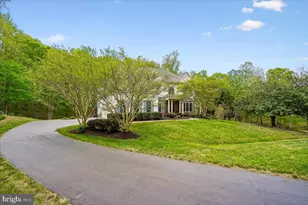 8220 Roseland Dr, Fairfax Station, VA 22039 - Photo 73