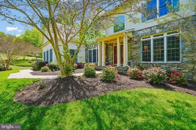 8220 Roseland Drive, Fairfax Station, VA 22039 - Photo 87