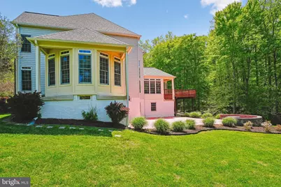 8220 Roseland Drive, Fairfax Station, VA 22039 - Photo 95