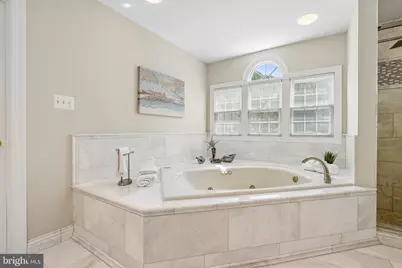 8220 Roseland Drive, Fairfax Station, VA 22039 - Photo 41