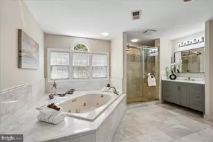 8220 Roseland Dr, Fairfax Station, VA 22039 - Photo 43