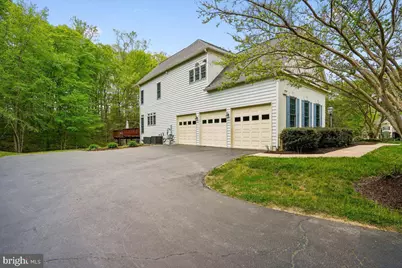 8220 Roseland Drive, Fairfax Station, VA 22039 - Photo 77