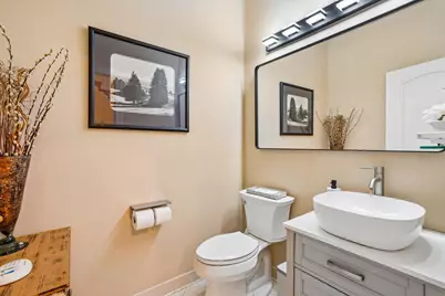 8220 Roseland Drive, Fairfax Station, VA 22039 - Photo 29
