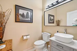 8220 Roseland Dr, Fairfax Station, VA 22039 - Photo 29