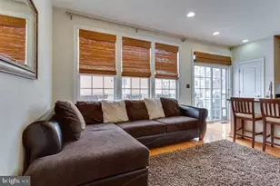 2149 Red Vine Dr, Vienna, VA 22182 - Photo 19