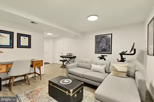 9146 Silchester Ct, Burke, VA 22015 - Photo 43